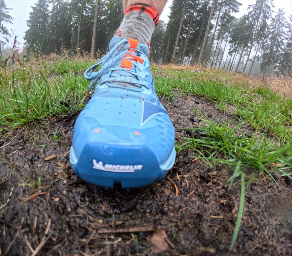 Mizuno Wave Daichi 7